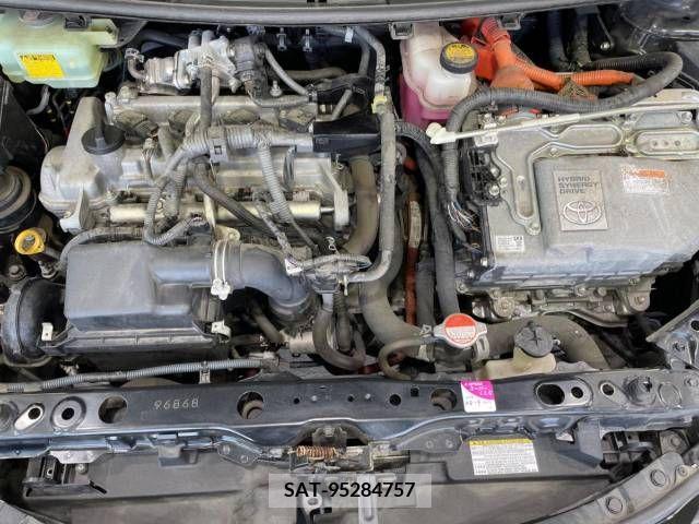 Toyota AQUA 2015-09 356256-18