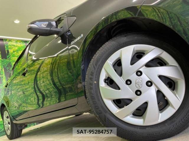 Toyota AQUA 2015-09 356256-13