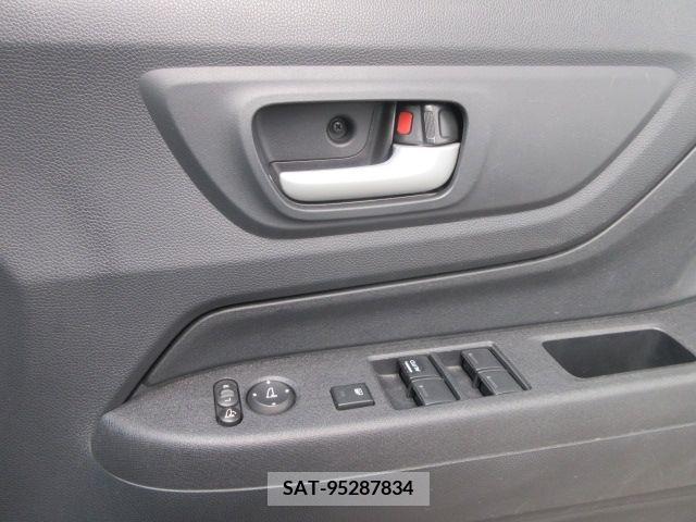 Honda N-WGN 2019-06 365759-17