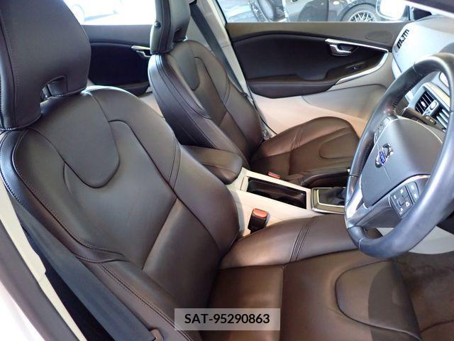 Volvo V40 2013-12 348249-18