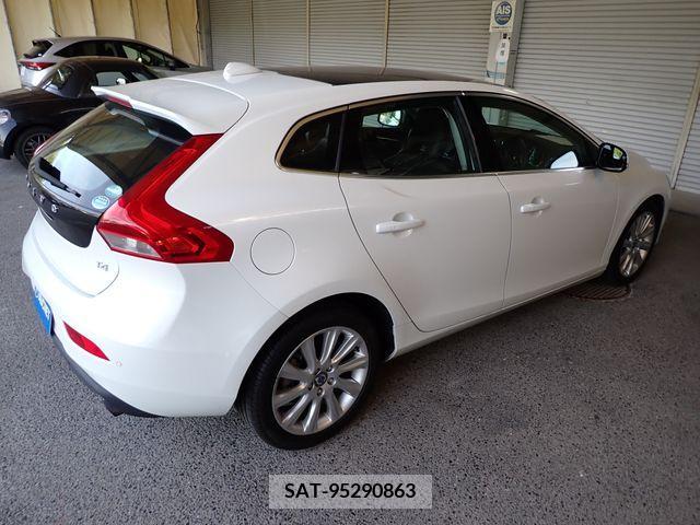 Volvo V40 2013-12 348249-7