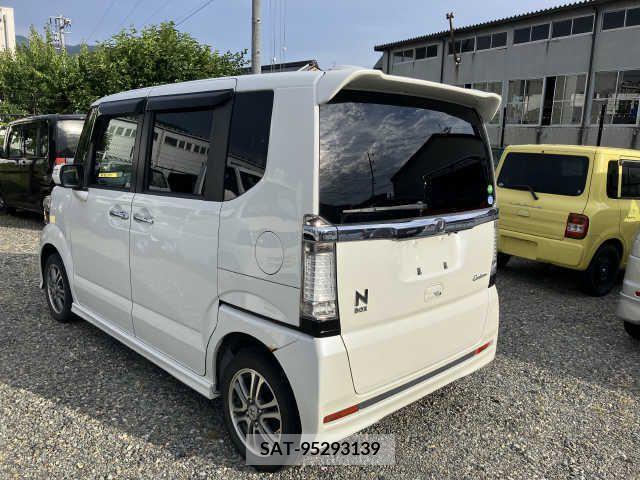 Honda N BOX CUSTOM 2015-07 281051-2