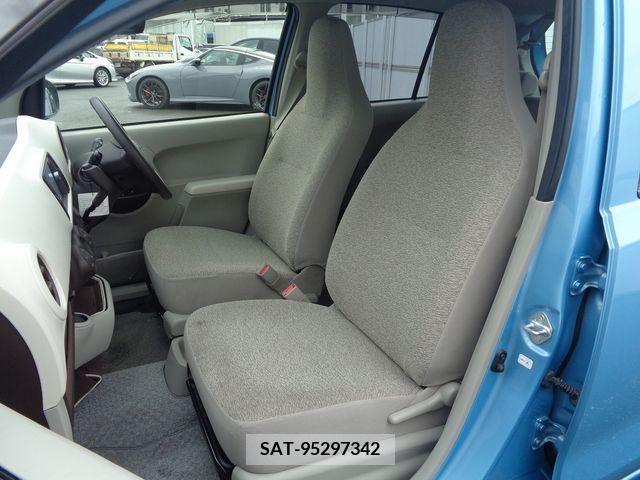 Toyota PASSO 2012-10 379120-4