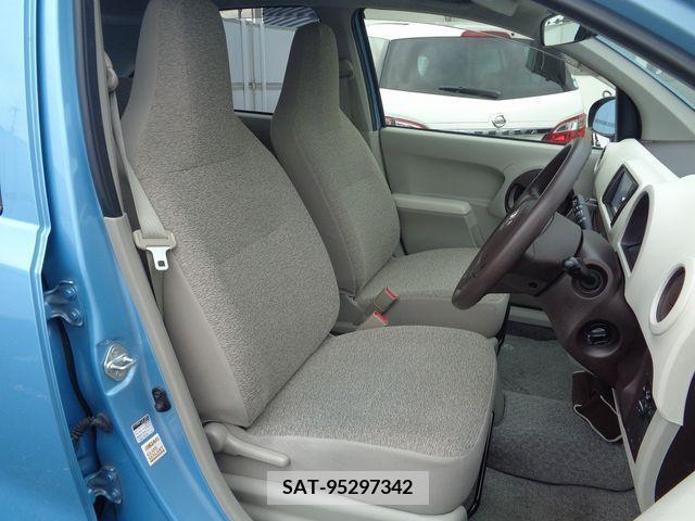 Toyota PASSO 2012-10 379120-3