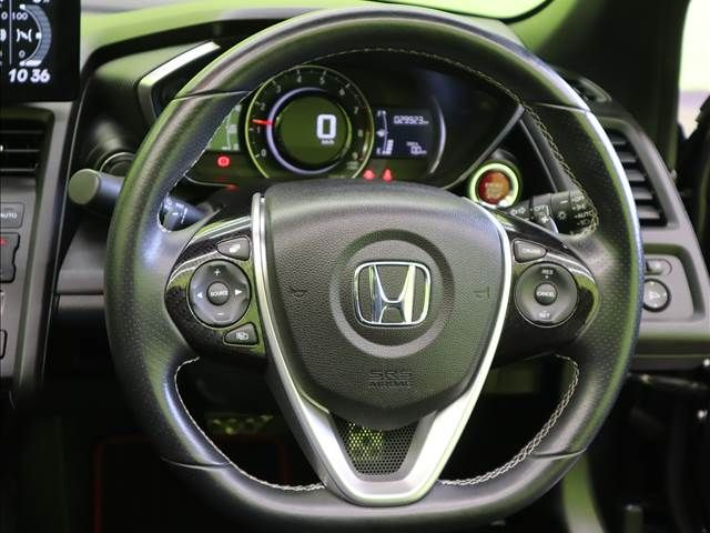 Honda S660 2016-10 11257-10