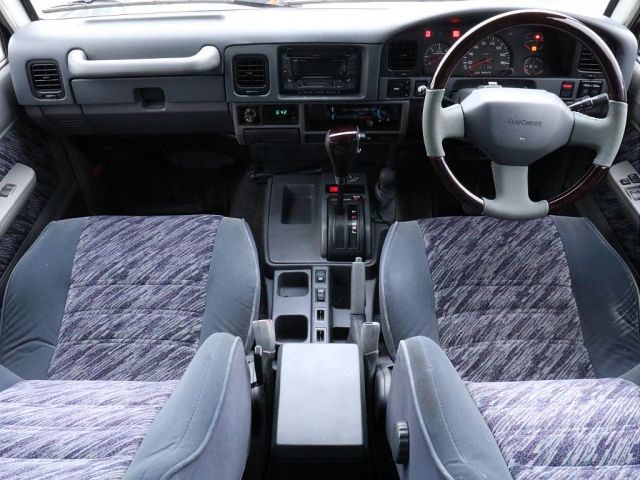 Toyota PRADO 1993-01 1267-1