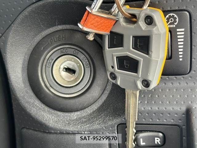 Toyota FJ CRUISER 2014-05 304464-10
