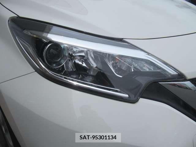 Nissan NOTE 2019-02 328743-9