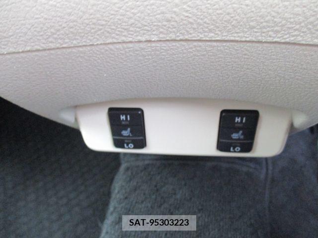 Toyota SIENTA 2018-04 314654-15