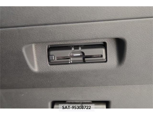 Nissan KICKS 2022-05 338145-6