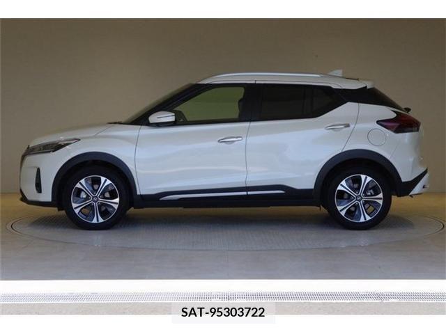 Nissan KICKS 2022-05 338145-19