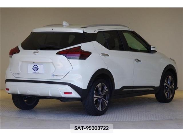 Nissan KICKS 2022-05 338145-9
