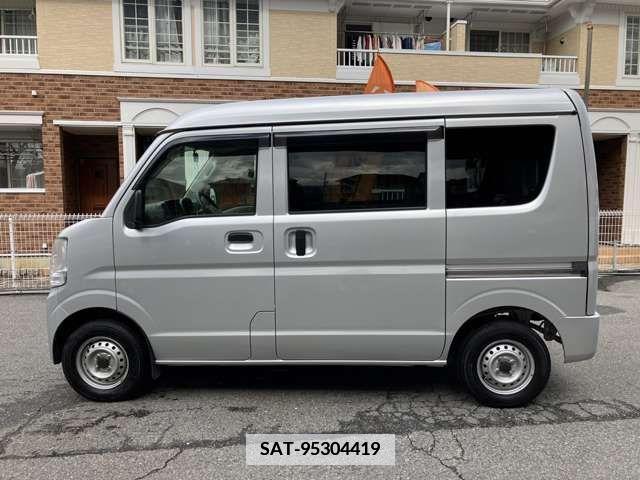 Nissan CLIPPER 2017-11 334733-7
