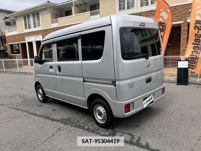 Nissan CLIPPER 2017-11 334733-6