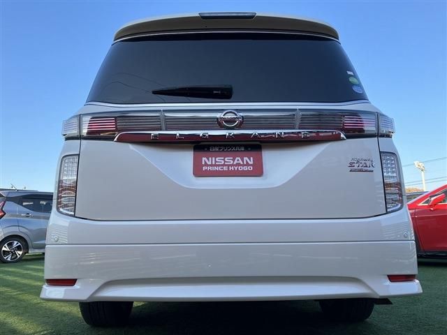 Nissan ELGRAND 2018-09 189919-21