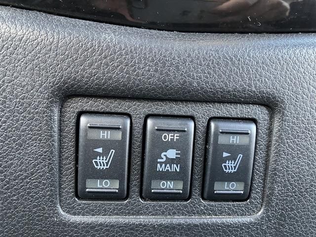 Nissan ELGRAND 2018-09 189919-7