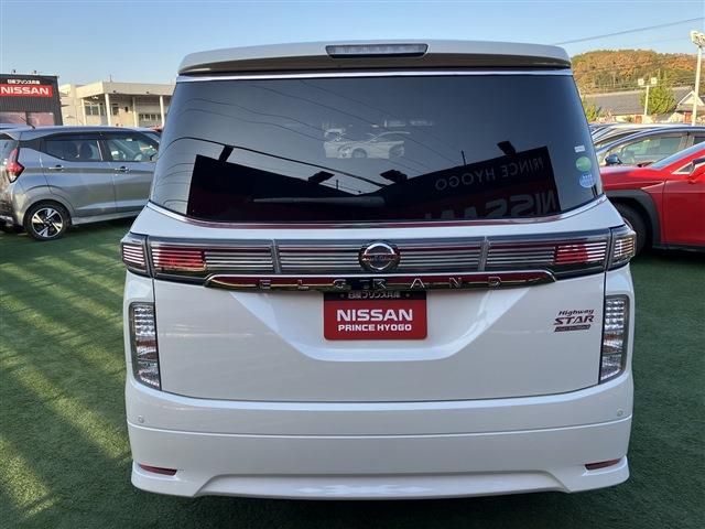 Nissan ELGRAND 2018-09 189919-22