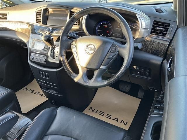 Nissan ELGRAND 2018-09 189919-25