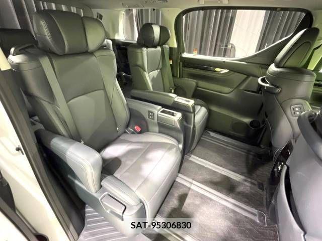 Toyota ALPHARD 2023-02 224565-9