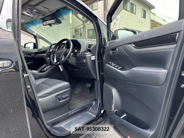 Toyota ALPHARD 2021-09 235285-5