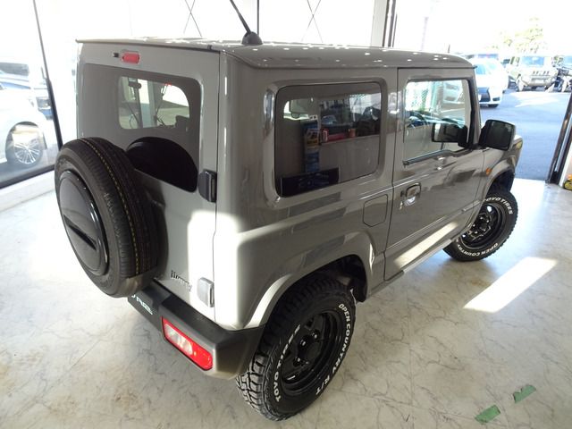Suzuki JIMNY 2023-09 21389-16