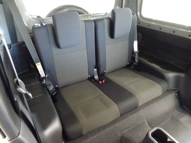 Suzuki JIMNY 2023-09 21389-9