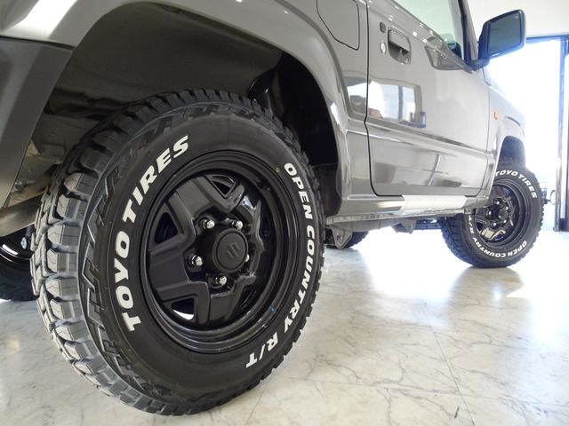 Suzuki JIMNY 2023-09 21389-19