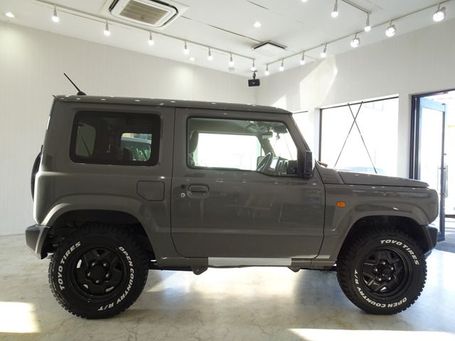 Suzuki JIMNY 2023-09 21389-2