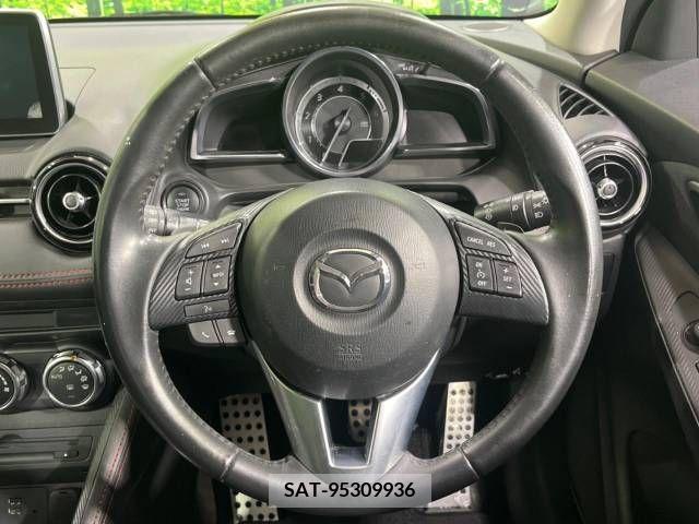 Mazda DEMIO 2015-04 267653-11