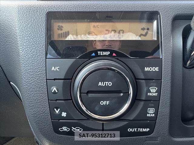 Suzuki SPACIA 2014-04 381624-22