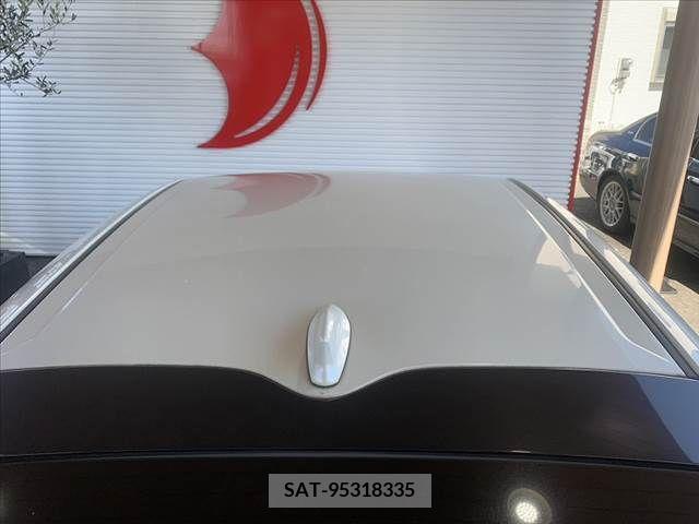Toyota PRIUS 2016-07 281916-17