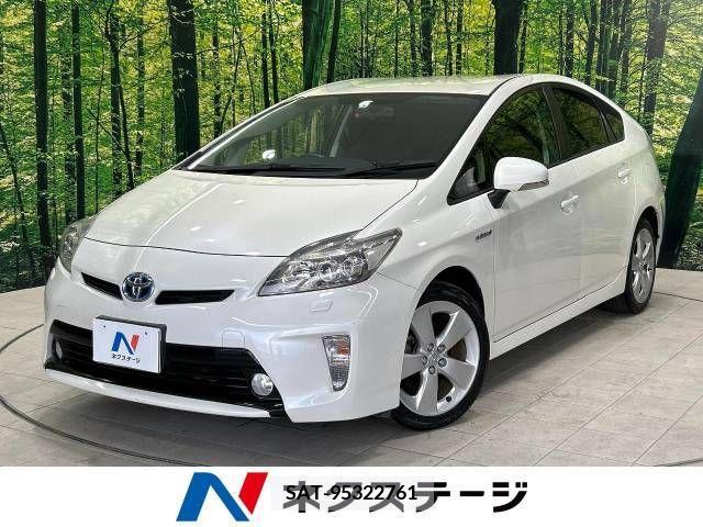 Toyota PRIUS 2013-06 322046-0