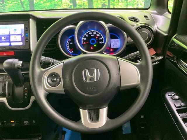 Honda N BOX CUSTOM 2017-03 185850-11