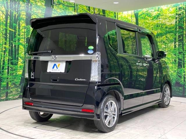 Honda N BOX CUSTOM 2017-03 185850-17