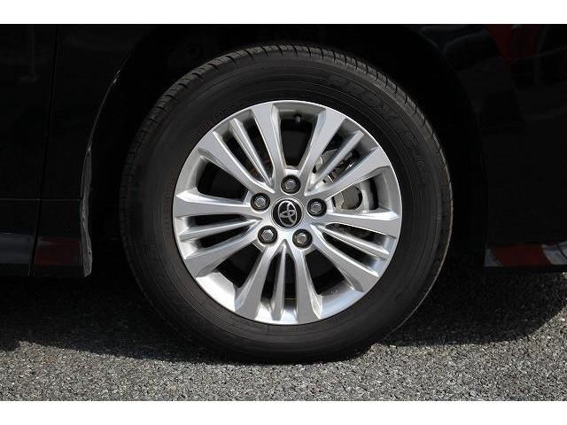 Toyota NOAH 2022-04 23509-9