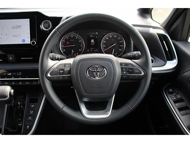 Toyota NOAH 2022-04 23509-15
