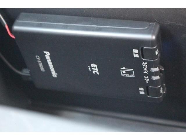 Toyota NOAH 2022-04 23509-4