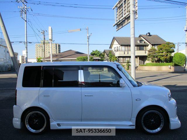 Toyota BB 2002-04 261533-7