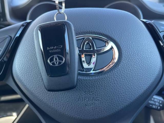 Toyota C-HR 2023-06 186376-4