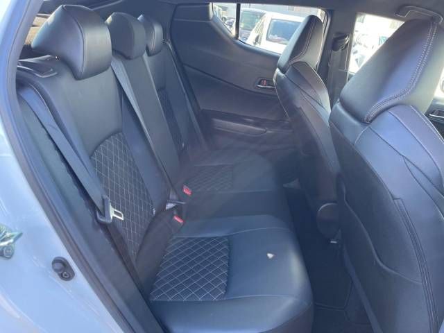 Toyota C-HR 2023-06 186376-9