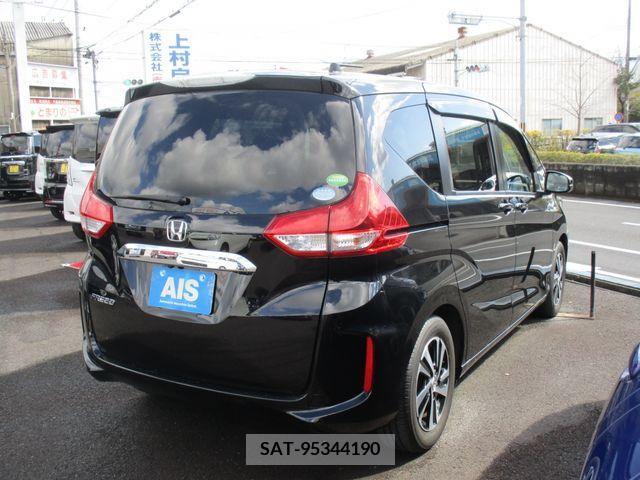 Honda FREED 2019-01 214503-3
