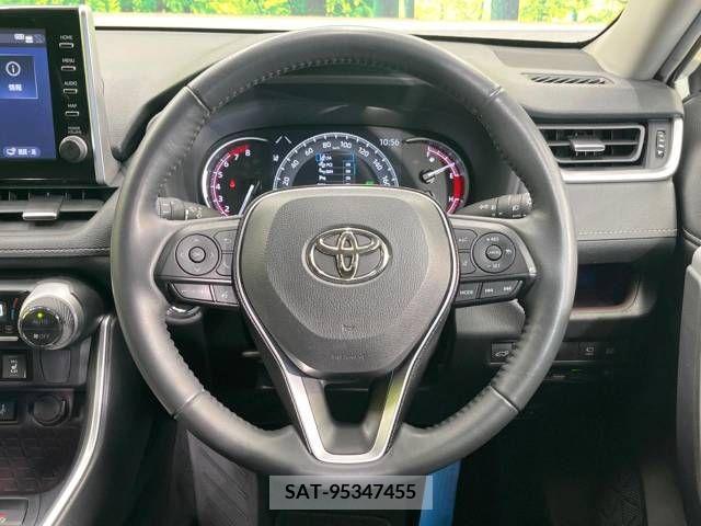 Toyota RAV4 2021-01 282813-11