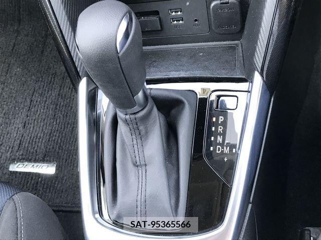 Mazda DEMIO 2016-04 385389-25