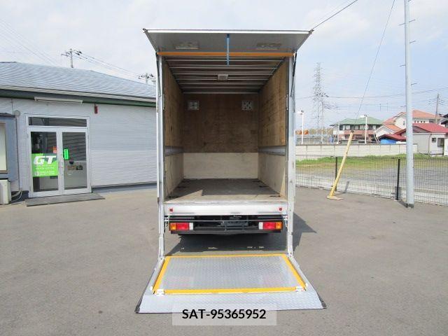 Nissan ATLAS 2014-12 260821-9