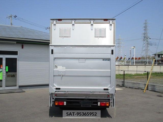 Nissan ATLAS 2014-12 260821-4