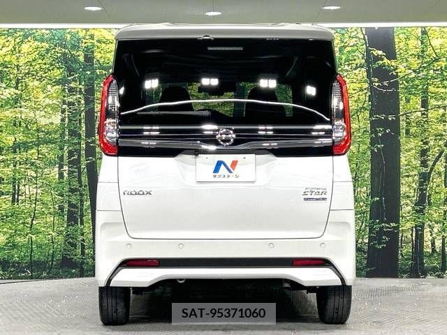 Nissan ROOX 2021-11 297957-15