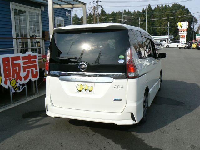 Nissan SERENA 2016-01 193206-2