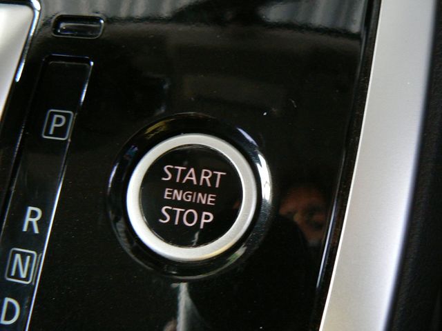 Nissan SERENA 2016-01 193206-12