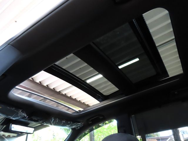 Lexus RX 2023-10 19704-12