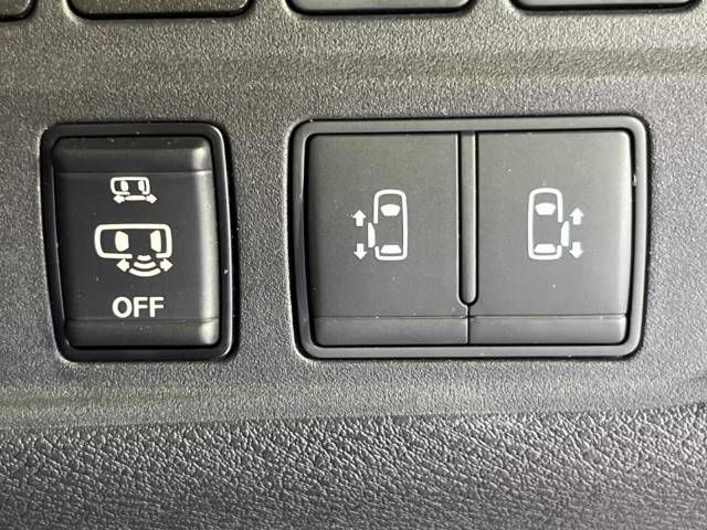 Nissan SERENA 2018-07 21330-6